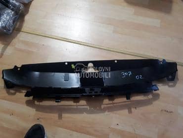 maska branika za Peugeot 307 od 2000. do 2005. god.