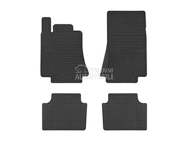 Tipske gumene patosnice Giulia za Alfa Romeo Giulia od 2016. do 2020. god.