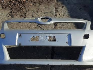 Branik za Toyota Corolla Verso od 2007. do 2009. god.