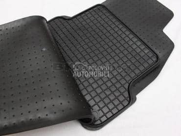 Tipske Gumene Patosnice za Audi A4 od 2001. do 2008. god.