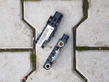 airbag senzor za Nissan Navara, Pathfinder od 2005. do 2012. god.