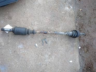 Poluosovina duza za Citroen Saxo