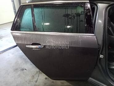 Zadnja desna vrata siva karavn za Opel Insignia od 2009. do 2012. god.