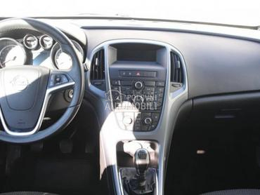 Instrument tabla za Opel Astra J od 2009. do 2015. god.