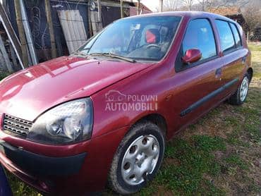 branik za Renault Clio od 2001. do 2006. god.