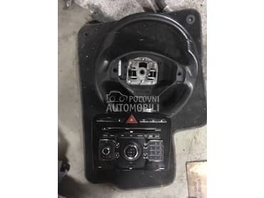volan , centralna konzola za Peugeot RCZ