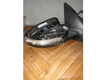 Desni Retrovizor NOVO za Volkswagen Golf 6 od 2008. do 2012. god.