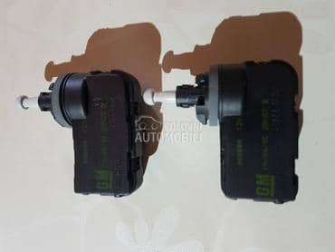 Motoric fara za Opel Corsa C, Meriva