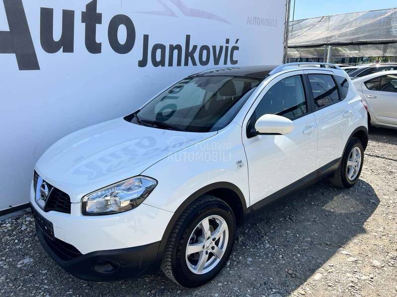 Nissan Qashqai P A N O R A M A