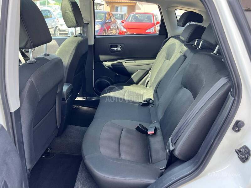 Nissan Qashqai P A N O R A M A