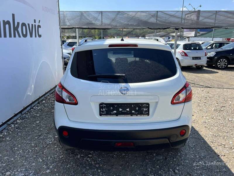 Nissan Qashqai P A N O R A M A