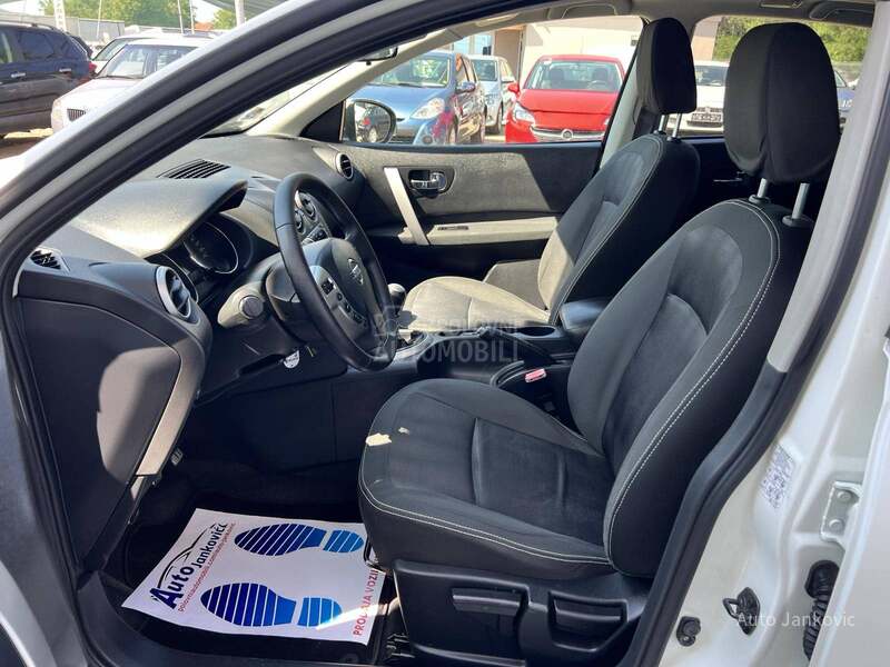Nissan Qashqai P A N O R A M A