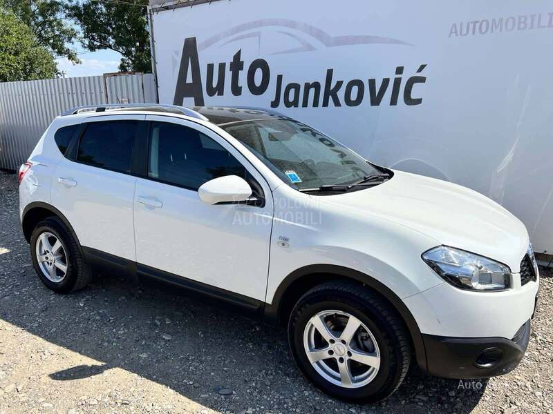 Nissan Qashqai P A N O R A M A