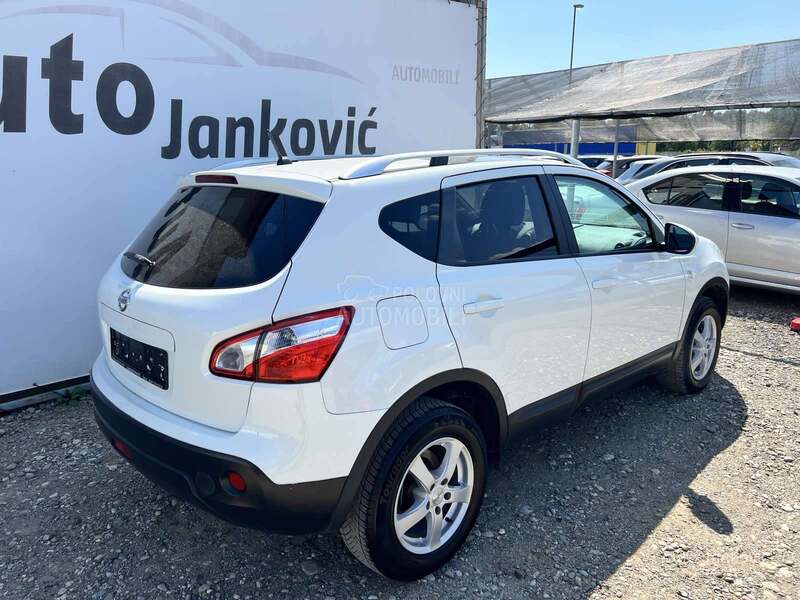 Nissan Qashqai P A N O R A M A