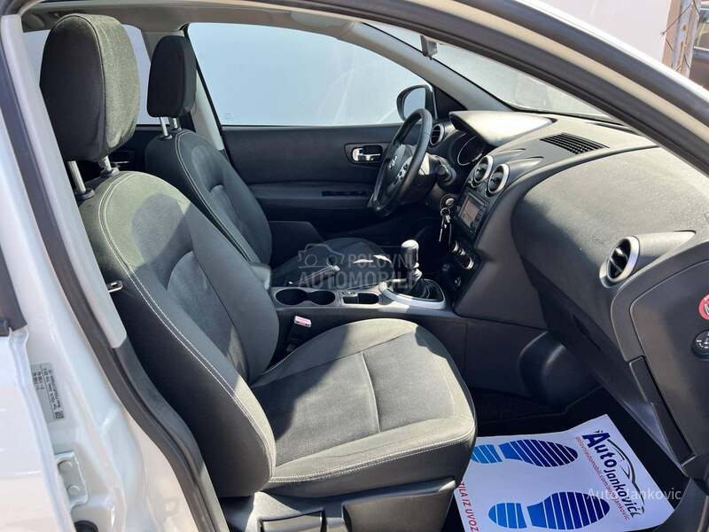 Nissan Qashqai P A N O R A M A