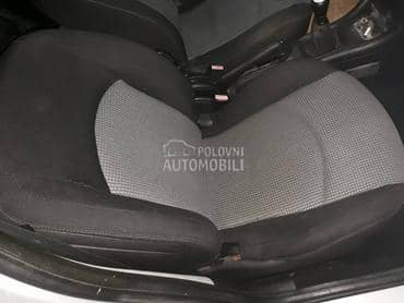 sedista pezo 206 karavan za Peugeot 206 od 2002. do 2009. god.