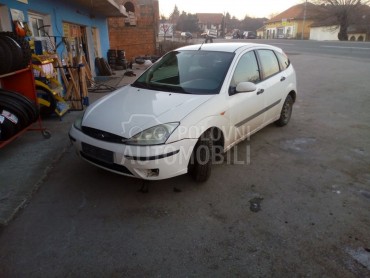 Ford Focus -  kompletan auto u delovima