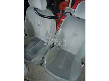 sediste za Renault Laguna
