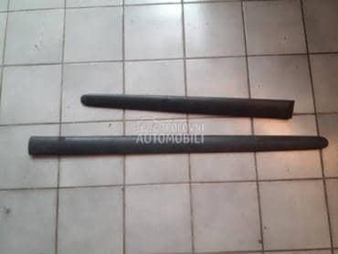 Lajsna zadnjih levih vrata za Peugeot 206