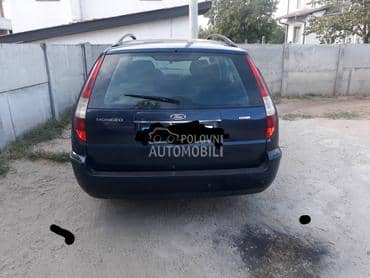 zadnji branik sa senzorima za Ford Mondeo od 2001. do 2007. god.