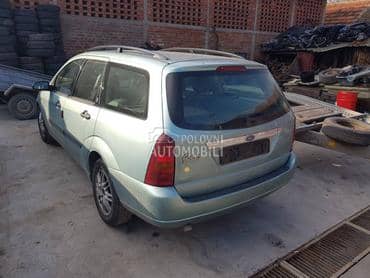 Ford Focus -  kompletan auto u delovima