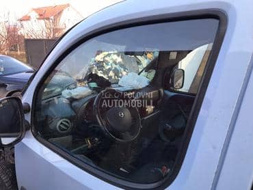 STAKLO PREDNJE LEVO za Fiat Doblo