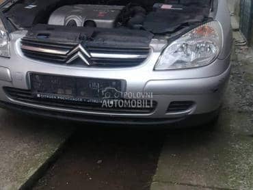 prednji branik za Citroen C5 za 2002. god.