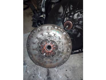 set kvacila za Renault Scenic