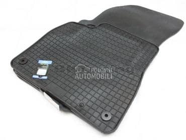 Tipske gumene patosnice Q7 nov za Audi Q7