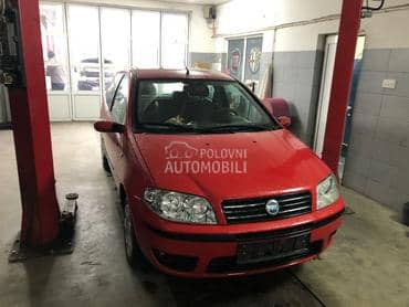 Fiat Punto 2005. god. -  kompletan auto u delovima