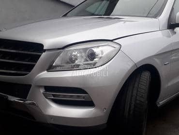 Mercedes Benz ML Klasa -  kompletan auto u delovima