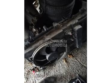 hladnjaci sa ventilatorom za Peugeot 406 za 2001. god.