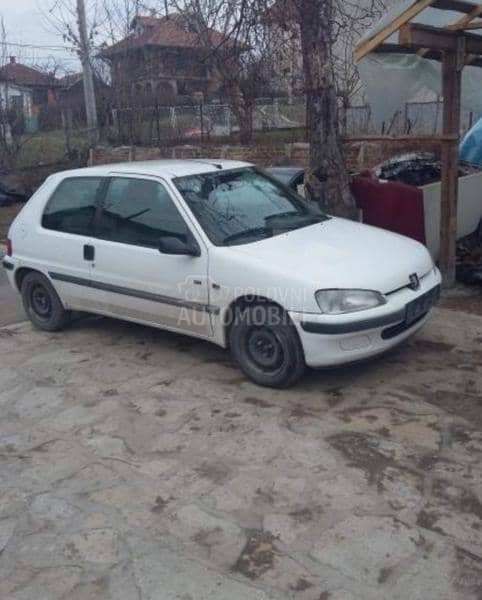 Renault Scenic 2005. god. -  kompletan auto u delovima