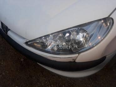 farovi novi tip za Peugeot 206 od 2002. do 2008. god.