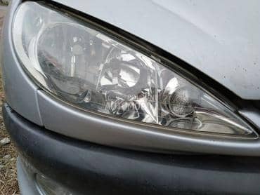 Farovi za Peugeot 206 za 2004. god.