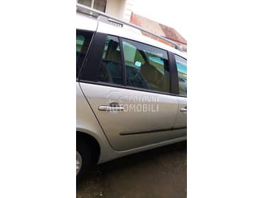 Zadnja desna vrata za Renault Laguna