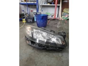 desni far laguna 2006 za Renault Laguna za 2006. god.