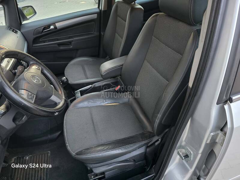 Opel Zafira 