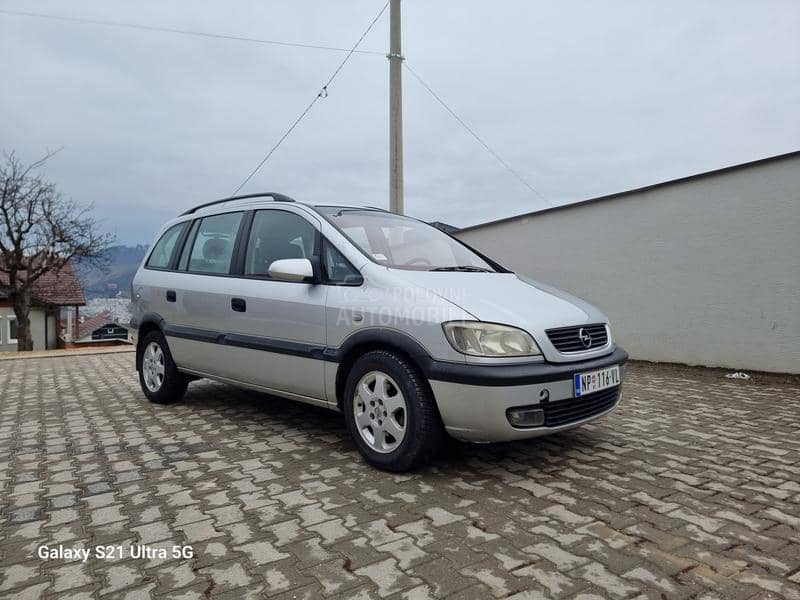 Opel Zafira 