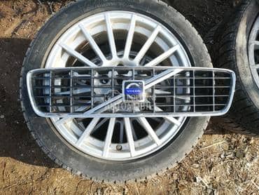 Volvo S60 -  kompletan auto u delovima