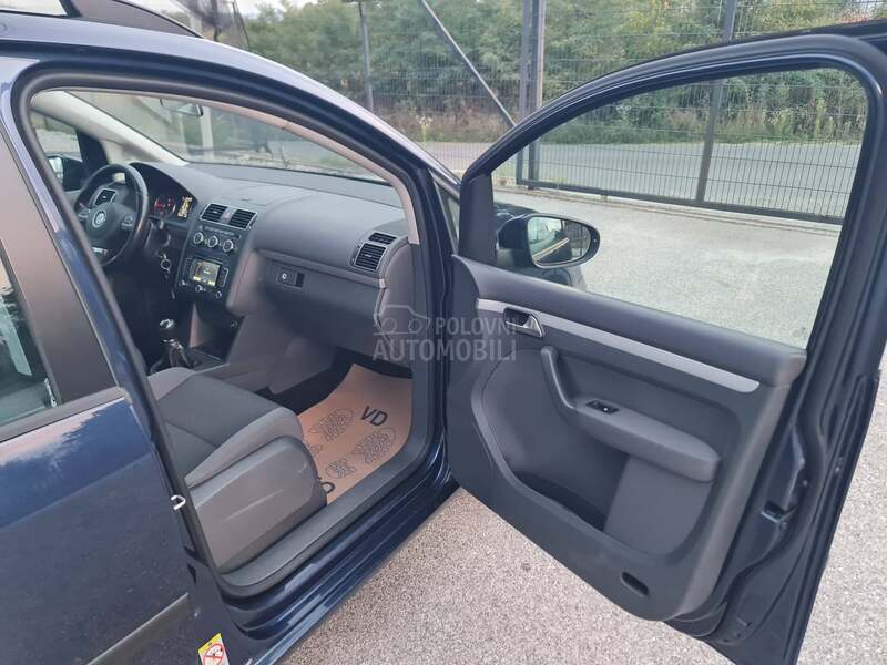 Volkswagen Touran 