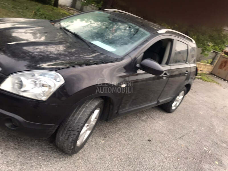 Nissan Qashqai + 2 2008. god. -  kompletan auto u delovima