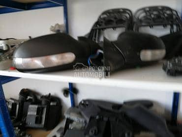 Retrovizori sa migavcem za Mercedes Benz A Klasa