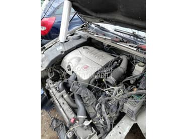 motor 2.2hdi za Citroen C5 za 2002. god.