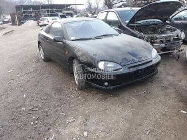 Mazda MX-3 -  kompletan auto u delovima
