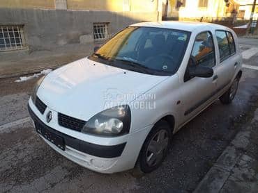 Renault Clio II -  kompletan auto u delovima
