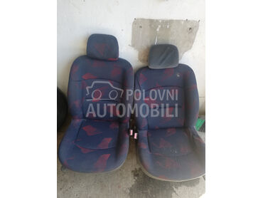 sedista u solidnom stanju za Renault Clio od 1996. do 2000. god.