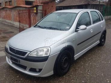 Opel Corsa C GSI -  kompletan auto u delovima