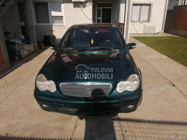 Mercedes Benz C Klasa -  kompletan auto u delovima