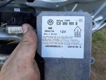 modul airbag za Volkswagen Passat B5.5